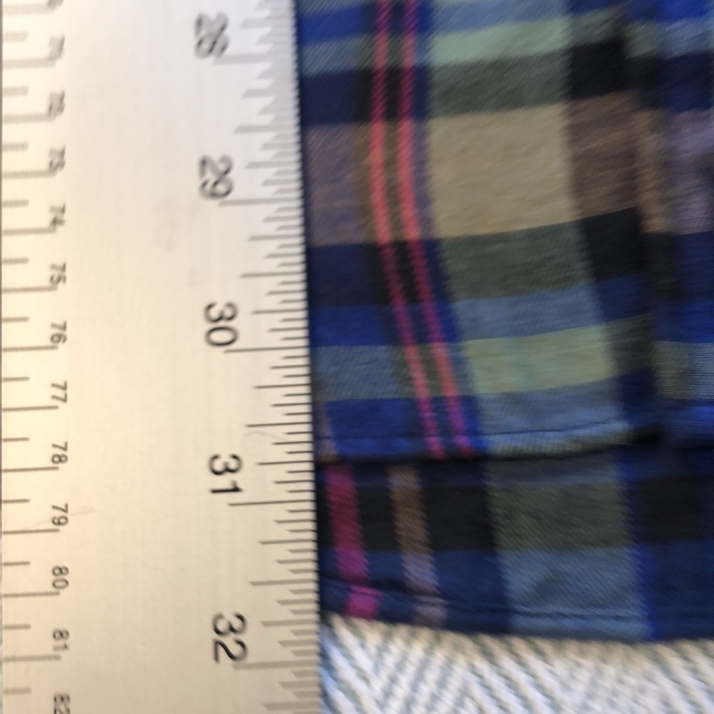 IZOD Flannel Shirt Medium Cotton Short Sleeev Pit to Pit 22 1/2” Preworn - Picture 13 of 14